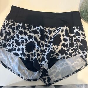 Outdoor Voices shorts